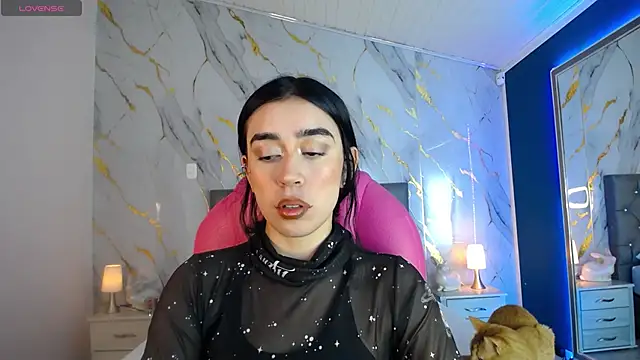 Snapshot of Julieta_De_Los_Angeles chatting on January 20, 3:48 am Julieta De Los Angeles online show from January 20, 3:48 am