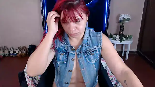VioletaaaSlave online show from July 11, 11:13 am