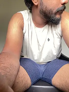 Hottest Tamil online show from January 9, 8:45 am