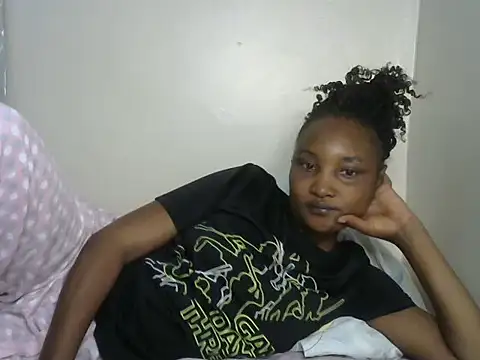 Snapshot of StacyGee24 chatting on November 9, 10:46 am StacyGee24 online show from November 9, 10:46 am