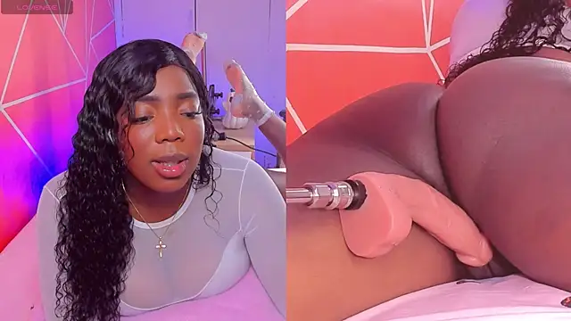 Snapshot of zoeethompson_cm chatting on October 23, 11:09 am zoeethompson cm online show from October 23, 11:09 am