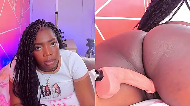 Snapshot of zoeethompson_cm chatting on November 4, 11:09 am zoeethompson cm online show from November 4, 11:09 am