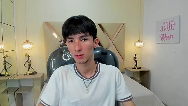 Snapshot of Jake_evans chatting on November 22, 12:48 pm Jake evans online show from November 22, 12:48 pm