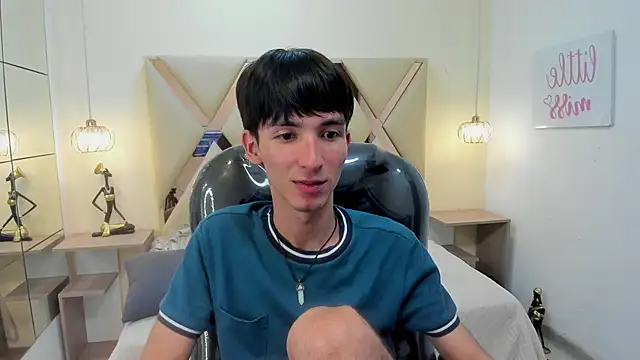 Snapshot of Jake_evans chatting on November 24, 5:23 pm Jake evans online show from November 24, 5:23 pm