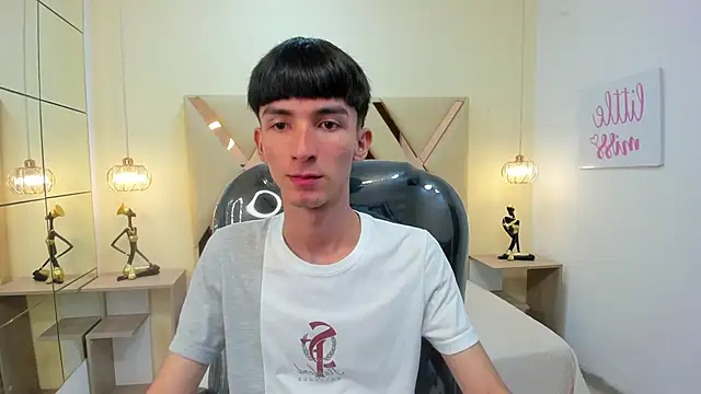 Snapshot of Jake_evans chatting on December 4, 2:15 pm Jake evans online show from December 4, 2:15 pm