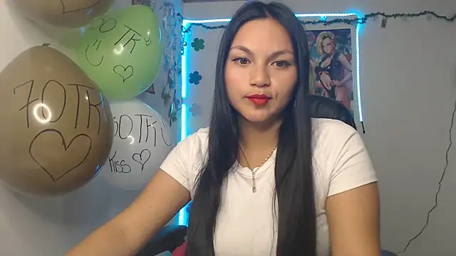 Snapshot of Zafiroweb09 chatting on December 11, 10:16 pm Zafiroweb09 online show from December 11, 10:16 pm