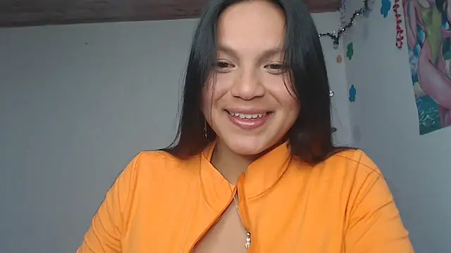 Snapshot of Zafiroweb09 chatting on January 16, 1:58 am Zafiroweb09 online show from January 16, 1:58 am