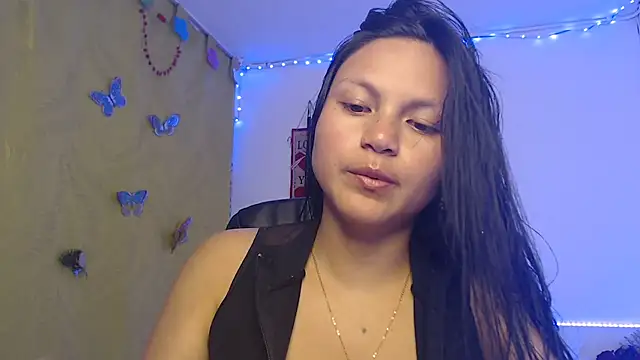 Snapshot of Zafiroweb09 chatting on March 4, 5:45 pm Zafiroweb09 online show from March 4, 5:45 pm