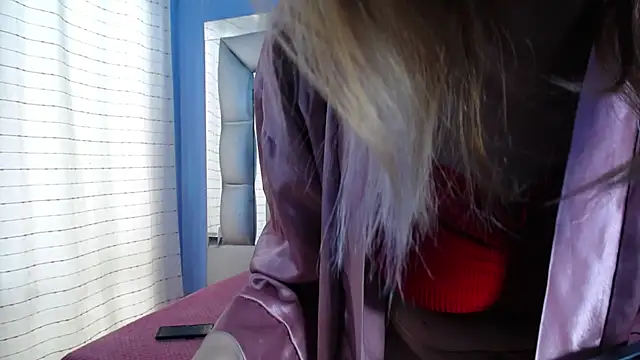 sophia ny online show from March 15, 1:29 pm