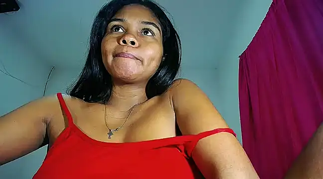 Snapshot of Sashabreck chatting on January 10, 5:47 am Sashabreck online show from January 10, 5:47 am