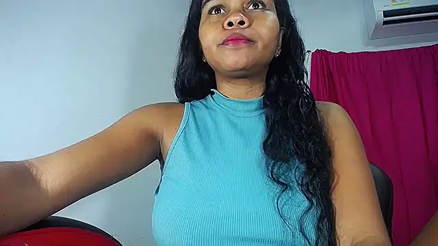 Snapshot of Sashabreck chatting on October 10, 4:44 am Sashabreck online show from October 10, 4:44 am