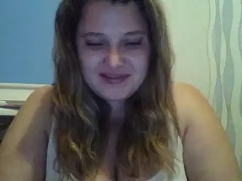 ParisMimi online show from November 4, 11:15 pm