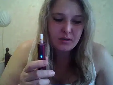 ParisMimi online show from February 17, 9:17 am