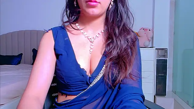 Snapshot of Aashika-Kaur chatting on October 1, 4:18 am Aashika-Kaur online show from October 1, 4:18 am