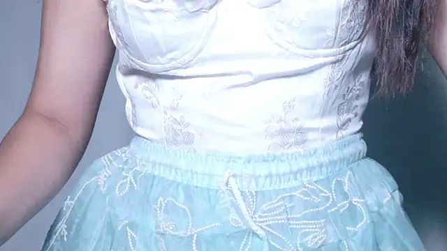 Aashika-Kaur online show from July 11, 4:04 am