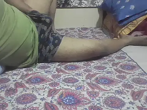 Snapshot of LoVer04All chatting on December 29, 5:31 am LoVer04All online show from December 29, 5:31 am