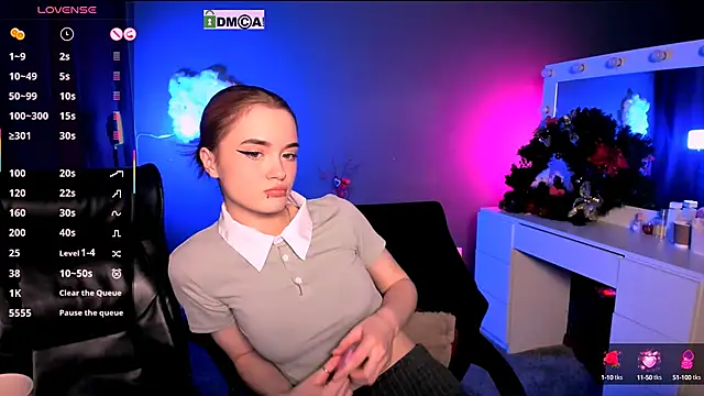 liana kisses online show from February 26, 5:31 am