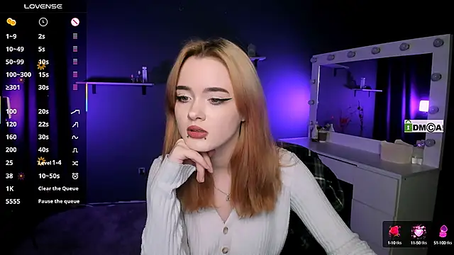 liana kisses online show from March 16, 7:49 pm