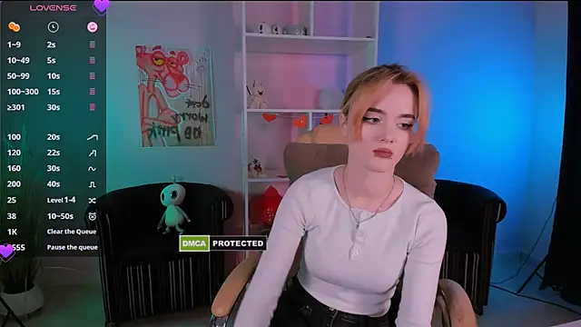 liana kisses online show from March 19, 4:57 am