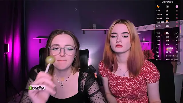 liana kisses online show from March 21, 3:01 am