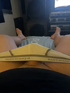 Snapshot of MatthewEmme chatting on March 22, 1:00 am MatthewEmme online show from March 22, 1:00 am