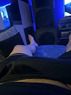 Snapshot of MatthewEmme chatting on November 26, 12:33 am MatthewEmme online show from November 26, 12:33 am