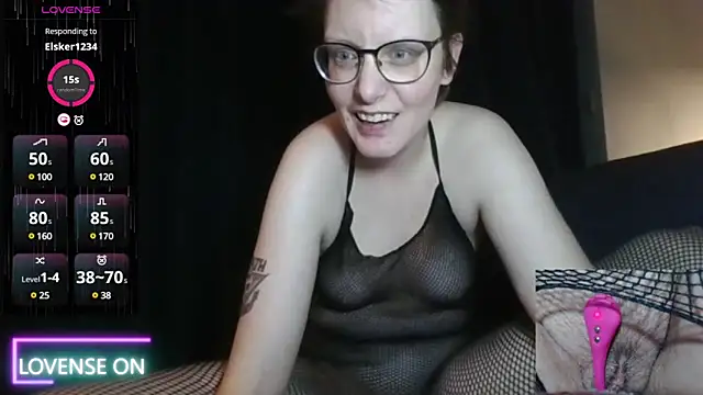 PernillaGirl online show from January 22, 7:45 pm