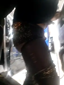 Snapshot of StaciGoodman chatting on November 10, 8:57 am StaciGoodman online show from November 10, 8:57 am