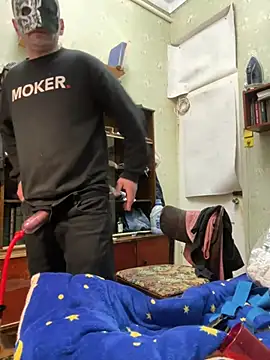 Ariel Ari online show from March 20, 1:15 pm