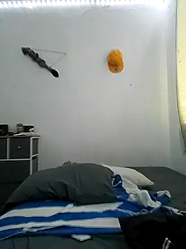 Snapshot of culitotragon24 chatting on November 4, 11:15 pm culitotragon24 online show from November 4, 11:15 pm