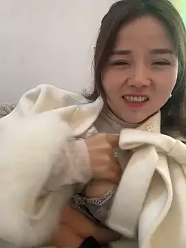 Snapshot of Efangfang chatting on February 2, 6:04 am Efangfang online show from February 2, 6:04 am