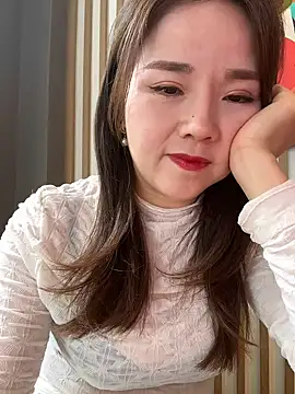 Snapshot of Efangfang chatting on February 6, 5:46 am Efangfang online show from February 6, 5:46 am