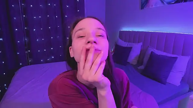 StaceySunny online show from February 12, 5:26 pm