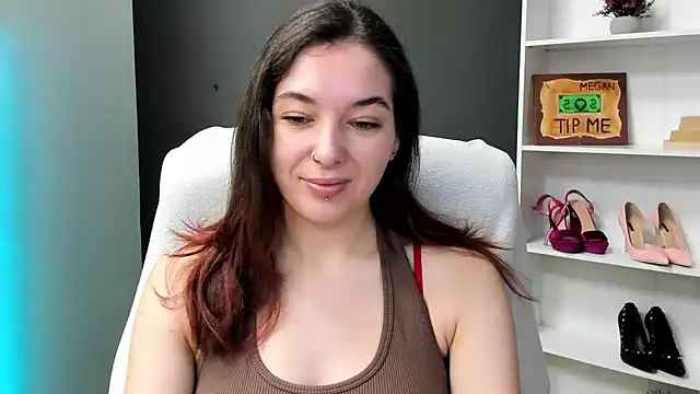 Meagn Extasy online show from August 3, 6:56 am