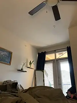 Snapshot of goldbuni chatting on December 23, 1:45 pm goldbuni online show from December 23, 1:45 pm