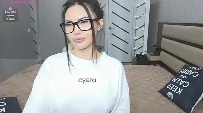 Snapshot of KimDavisBaby chatting on January 19, 8:18 am KimDavisBaby online show from January 19, 8:18 am