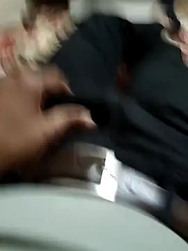 Snapshot of DudeBoyBad chatting on February 18, 1:33 pm DudeBoyBad online show from February 18, 1:33 pm