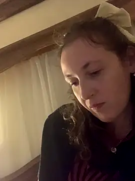 Snapshot of Littlelolo60 chatting on December 22, 10:51 pm Littlelolo60 online show from December 22, 10:51 pm