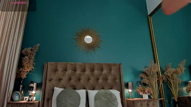 Snapshot of AprilWong chatting on March 2, 12:22 pm AprilWong online show from March 2, 12:22 pm