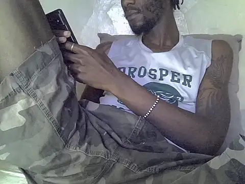 Delicious-D online show from March 6, 7:57 am