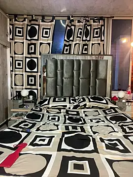 Lya-Kasandra online show from March 9, 2:07 am