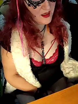 SabrinaXlovess online show from December 5, 5:28 pm