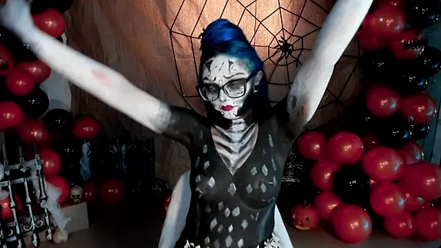 Snapshot of Sweet_Namii chatting on October 31, 8:32 pm Sweet Namii online show from October 31, 8:32 pm