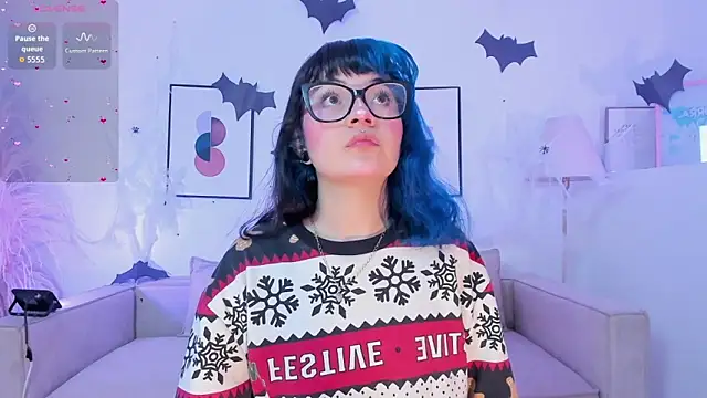 Snapshot of Sweet_Namii chatting on November 1, 8:22 pm Sweet Namii online show from November 1, 8:22 pm