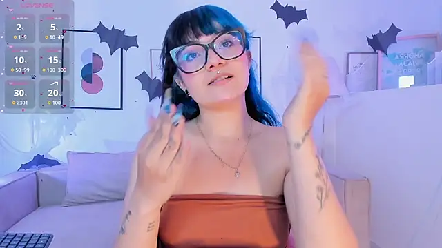 Snapshot of Sweet_Namii chatting on November 5, 7:58 pm Sweet Namii online show from November 5, 7:58 pm