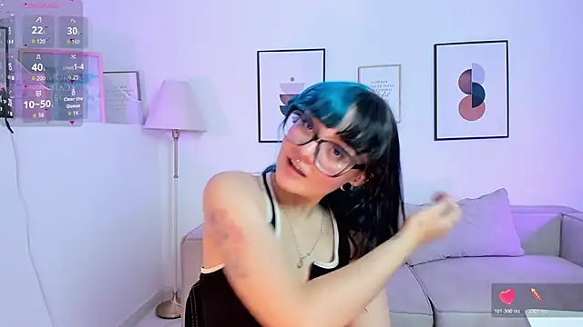 Snapshot of Sweet_Namii chatting on November 17, 8:36 pm Sweet Namii online show from November 17, 8:36 pm