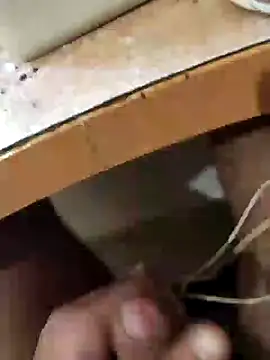 Snapshot of skrigul12 chatting on December 31, 12:36 pm skrigul12 online show from December 31, 12:36 pm