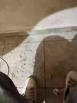 Snapshot of skrigul12 chatting on January 1, 7:41 am skrigul12 online show from January 1, 7:41 am