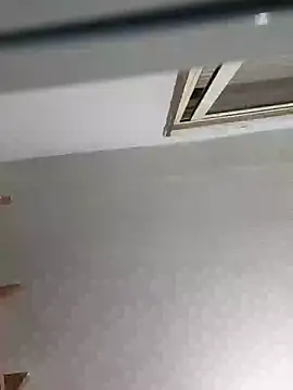 Snapshot of skrigul12 chatting on January 17, 6:54 pm skrigul12 online show from January 17, 6:54 pm