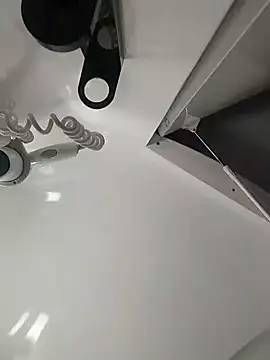 Snapshot of skrigul12 chatting on February 2, 3:49 pm skrigul12 online show from February 2, 3:49 pm